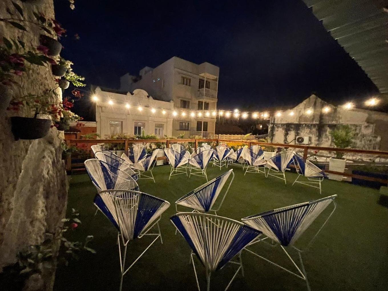 Seven Nights * Cartagena