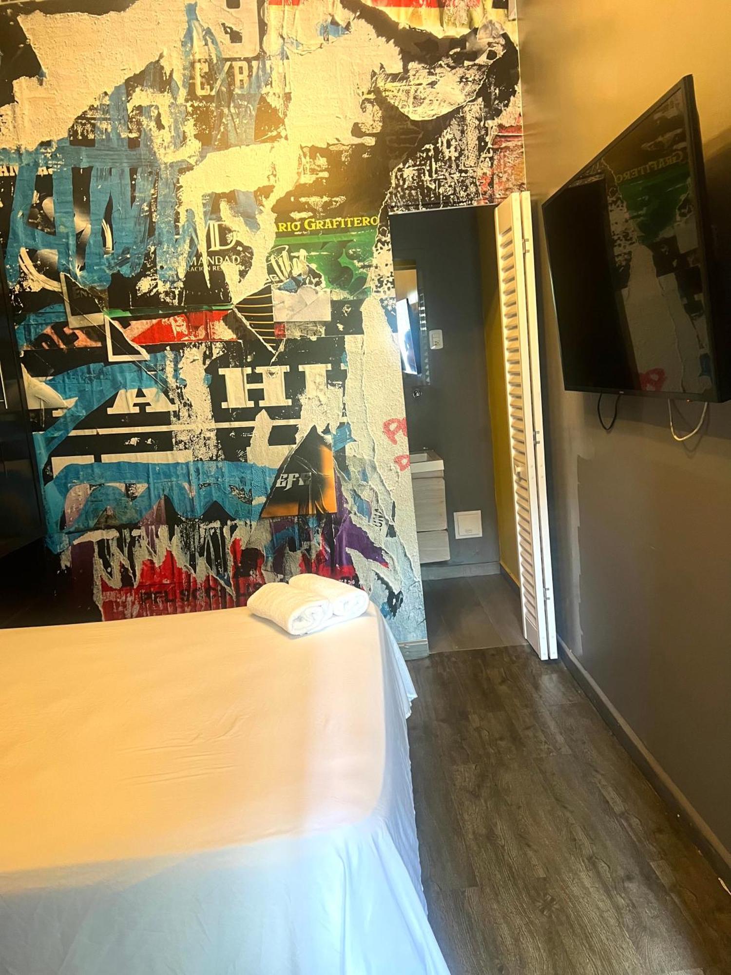 Pensión Seven Nights