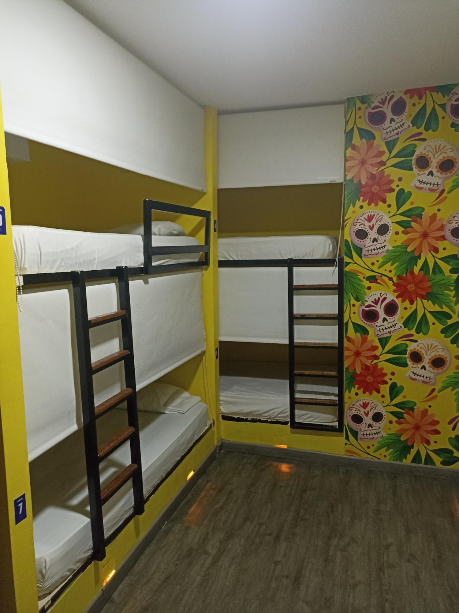 Seven Nights Hostel Cartagena Pensión