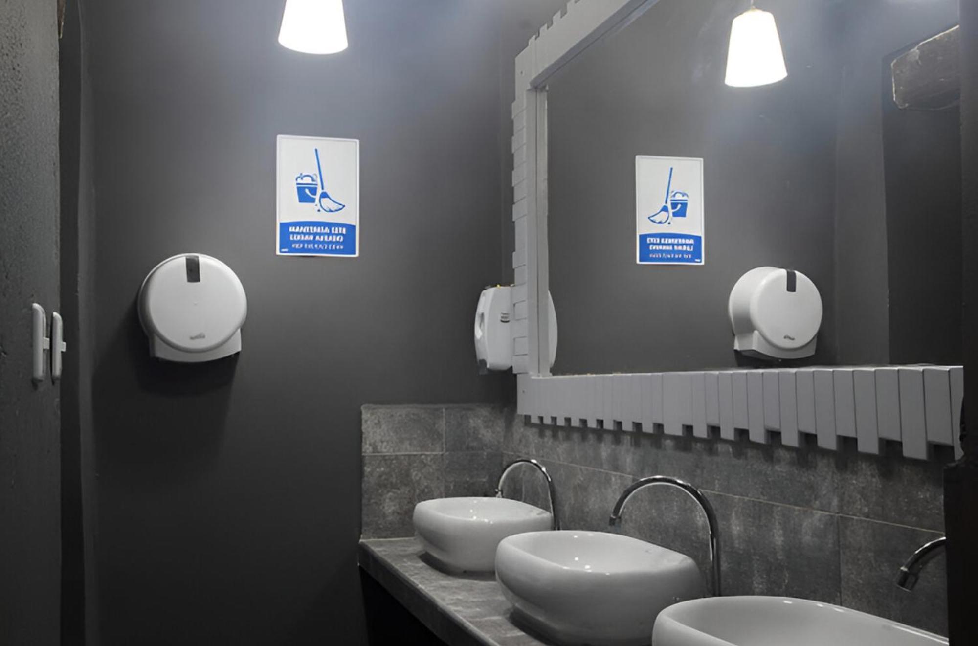 Pensión Seven Nights Hostel Cartagena *