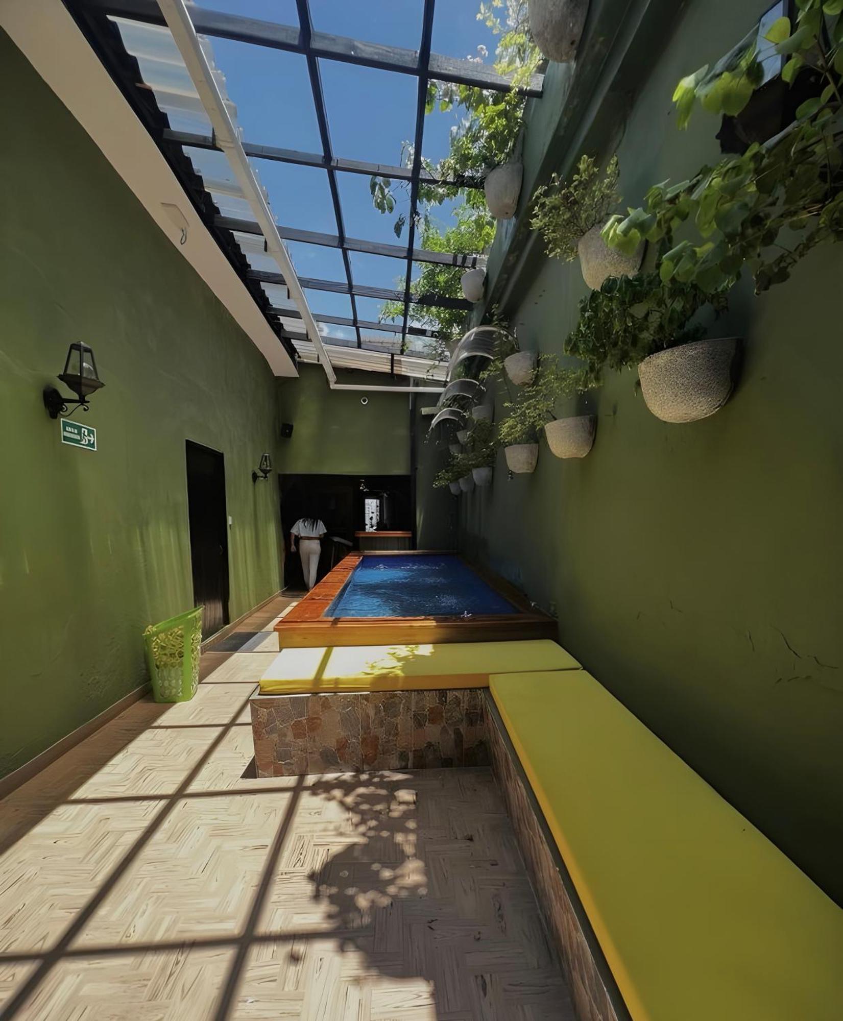 Seven Nights Hostel Cartagena Pensión